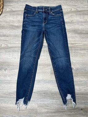 American Eagle Distressed Next Level Stretch Hi Rise Jegging Crop size 4